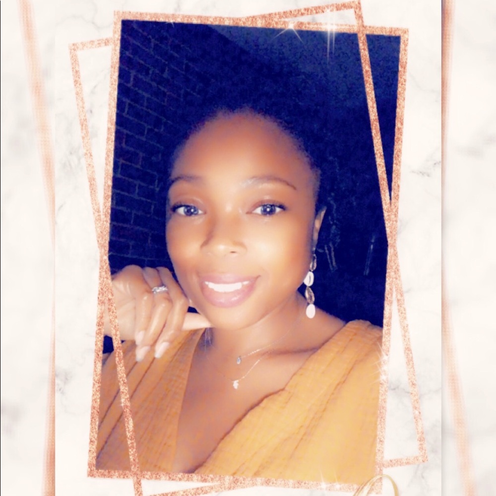 Meet your Posher, Ashley